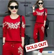 Setelan bunga red